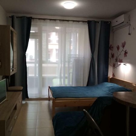 Victoria Lägenhet Pomorie Exteriör bild