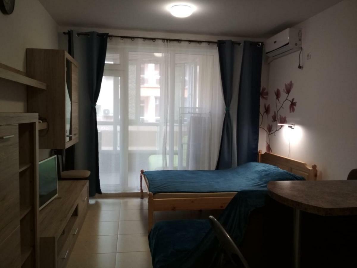 Victoria Lägenhet Pomorie Exteriör bild
